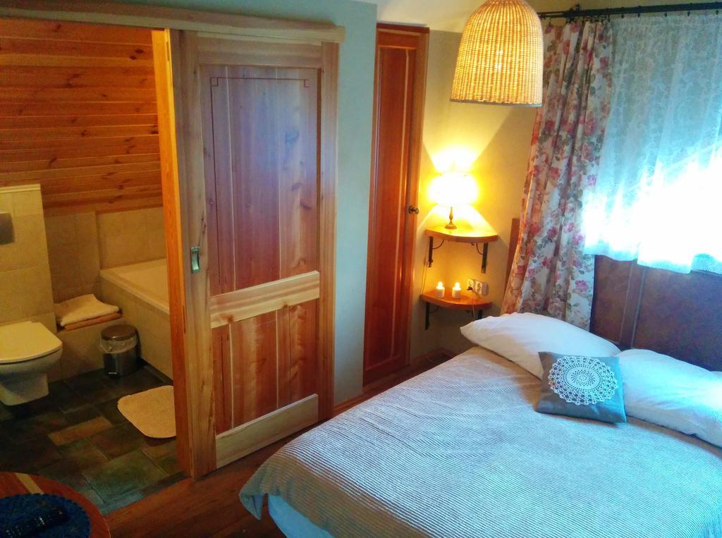 Dom Na Rozcesciu Bed and Breakfast Koniaków Værelse billede