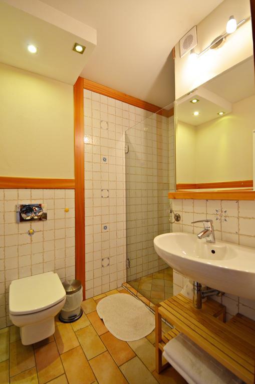 Dom Na Rozcesciu Bed and Breakfast Koniaków Eksteriør billede