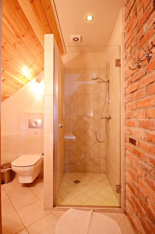 Dom Na Rozcesciu Bed and Breakfast Koniaków Eksteriør billede
